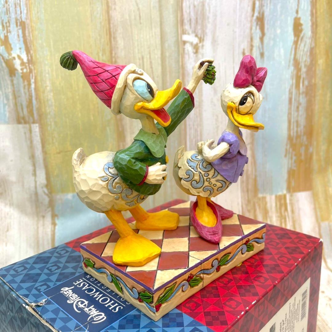 ドナルドダック クリスマス エネスコ デイジーダック スタチュー フィギュア