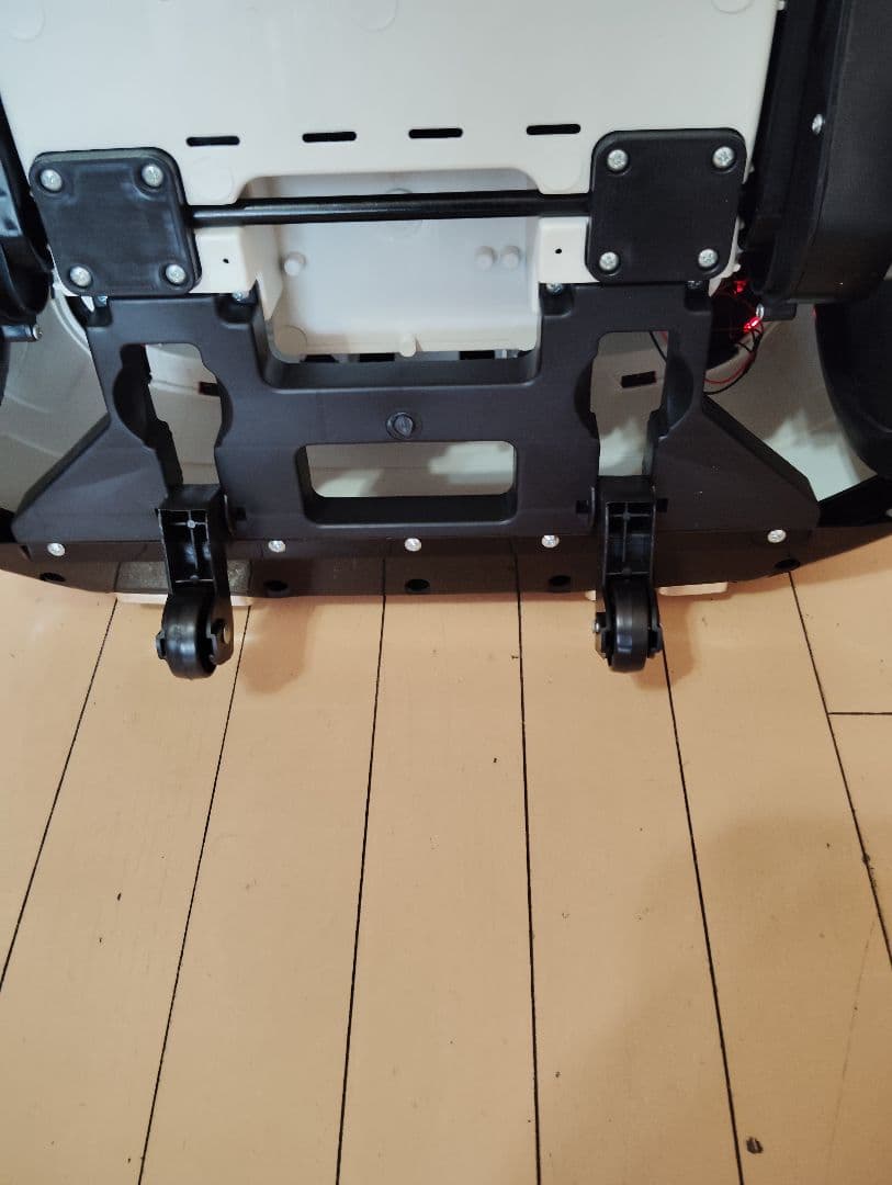 乗用玩具　RANGE ROVER レンジローバー　乗れるラジコン