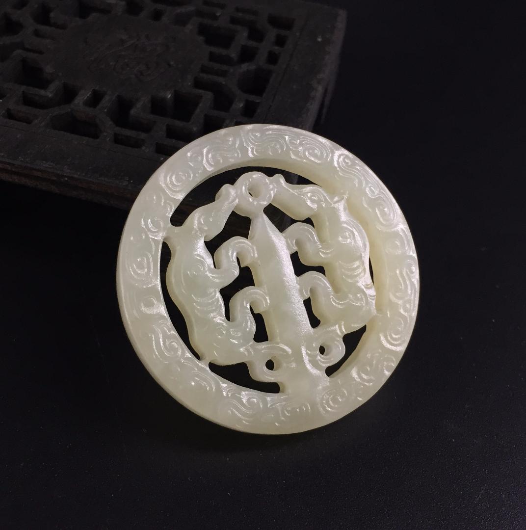現代 蘇州工芸 瑞獣玉璧 和田玉装身具 中国美術ペンダント