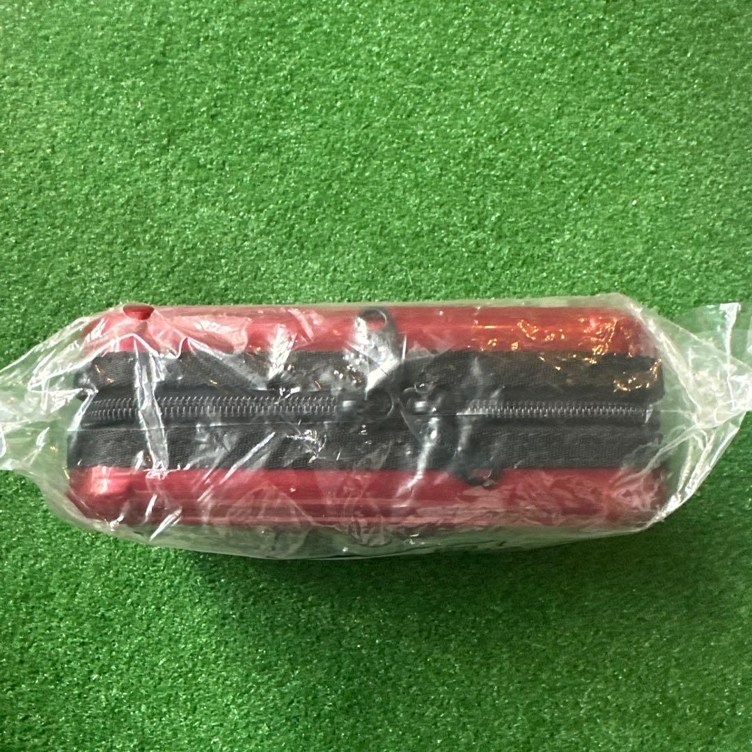 タイ航空 ファーストクラス アメニティ リモア ワインレッド（あずき色