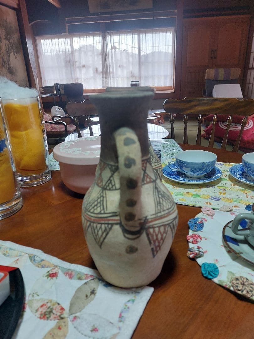 アンティーク　幾何学模様の双子の陶器壺