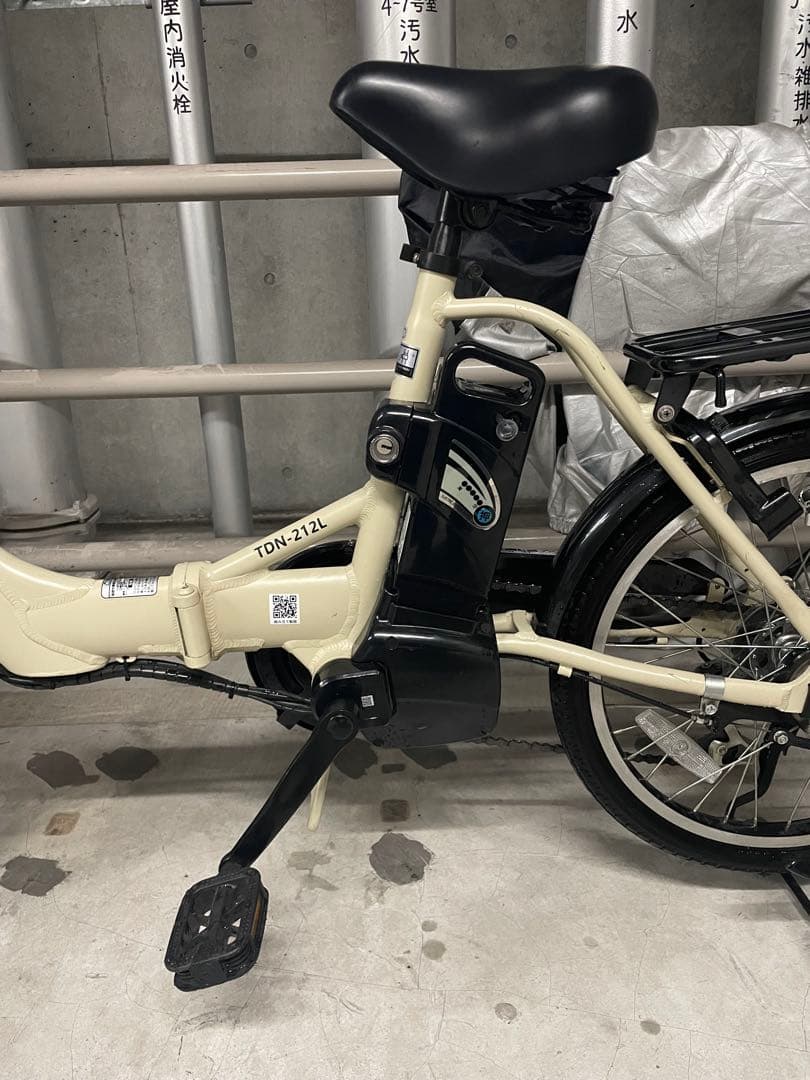 【べに】ペルテック電動アシスト自転車 シティタイプ クリーム色