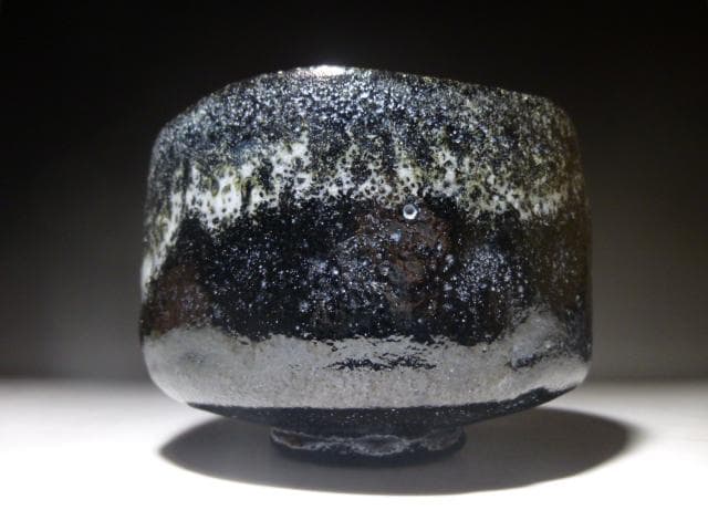 茶道具 江戸時代の名陶「珉平(みんぺい)」のオマージュ『海老茶碗』 森