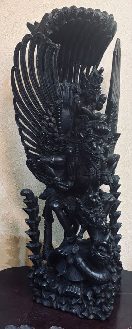 黒檀 木彫 細密彫刻 ヴィシュヌ神 ガルーダ とナーガ 64cm 大型 バリ 神