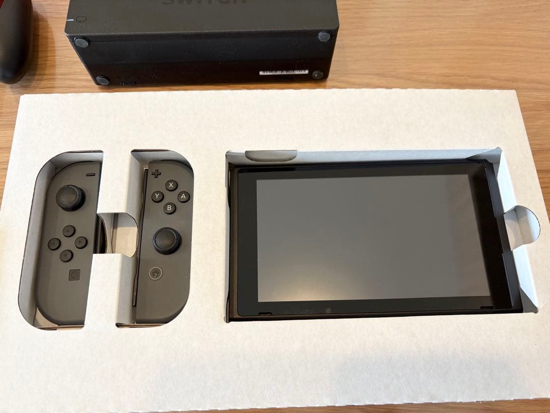 Nintendo Switch 本体 グレー 付属品あり