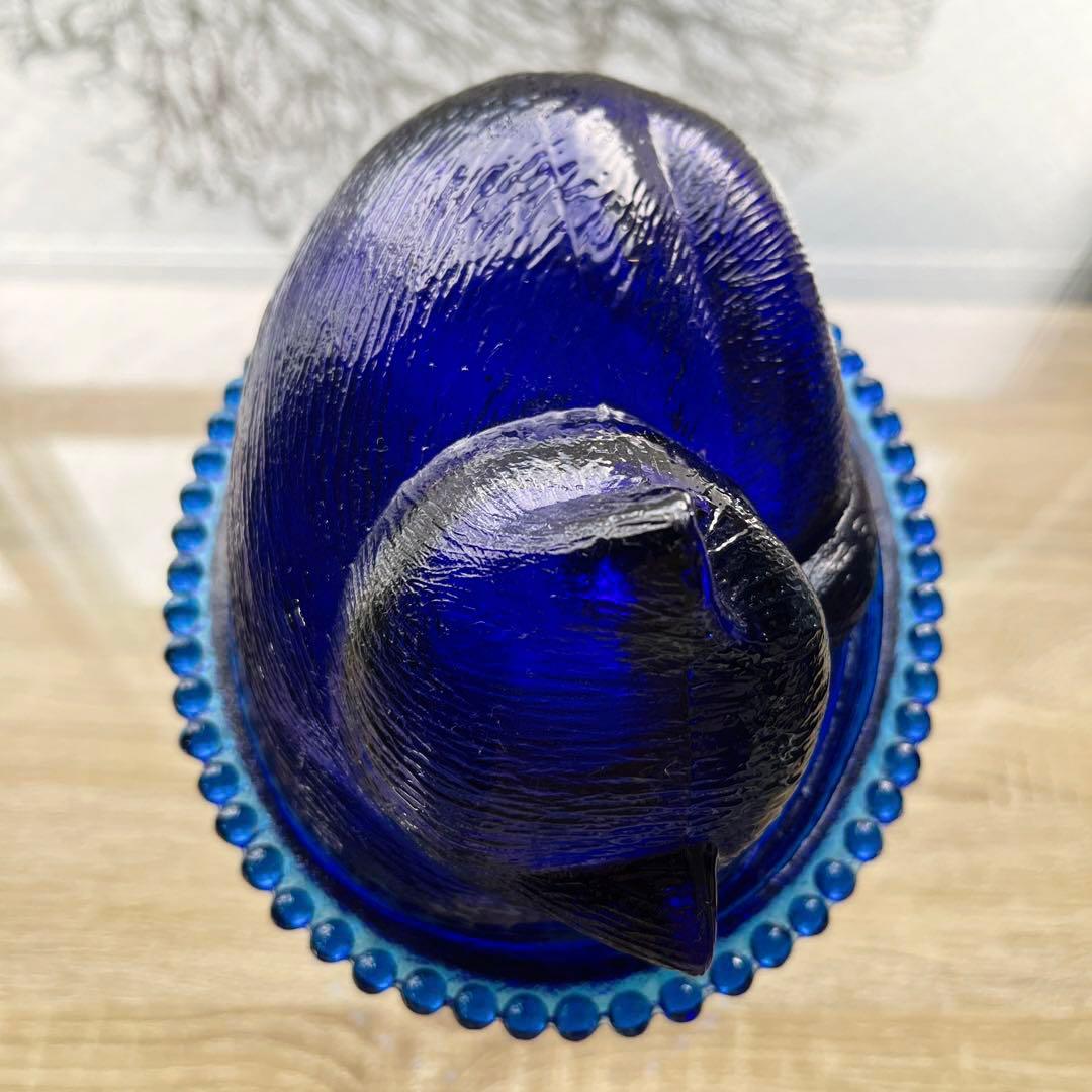 骨董 時代ガラス 希少 瑠璃色ガラス 眠り猫モチーフ 蓋物 菓子瓶