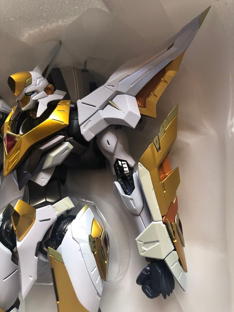 L BUILD メタルビルド紅蓮聖天八極式 & ランスロット・アルビオン