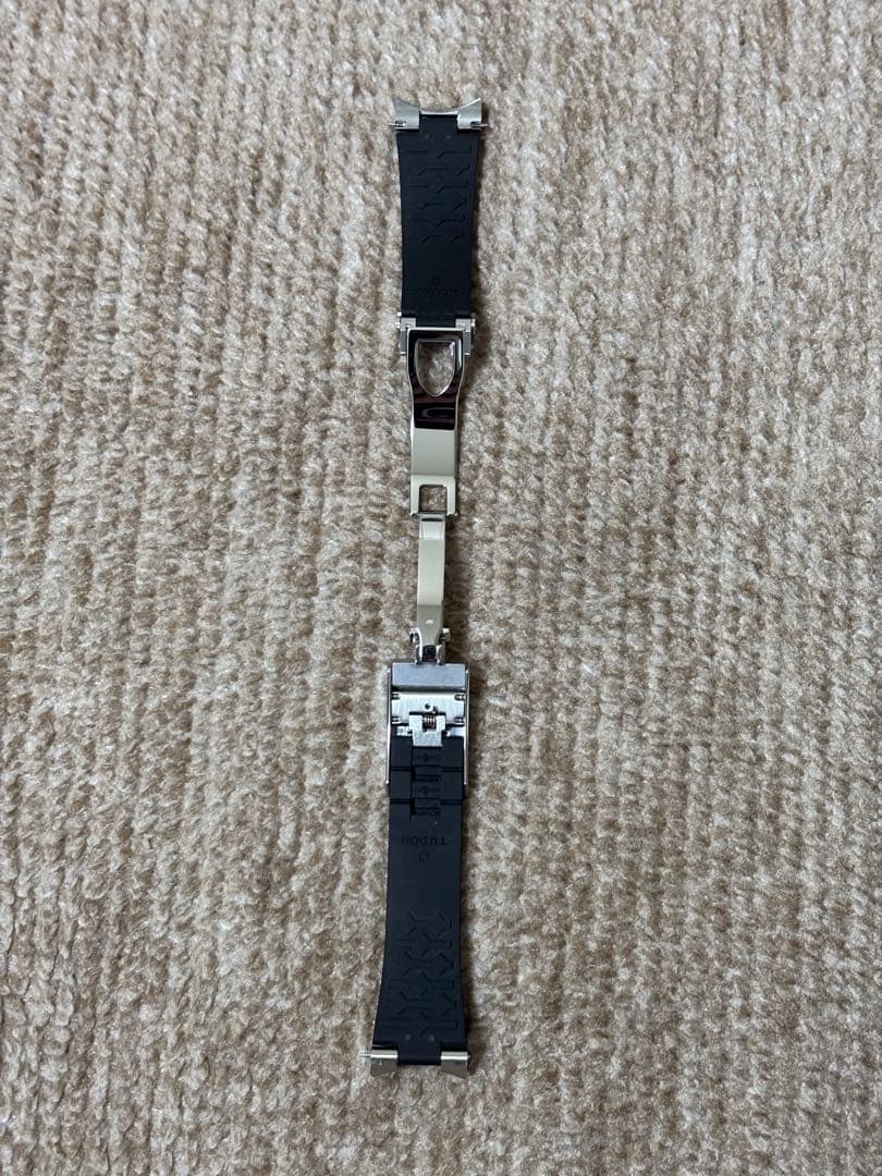 TUDOR チューダーブラックベイ54 純正ラバーベルト