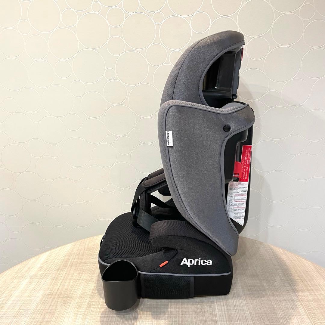 【極美品】Aprica エアグルーヴ チャイルドシート ドリンクホルダー付　黒