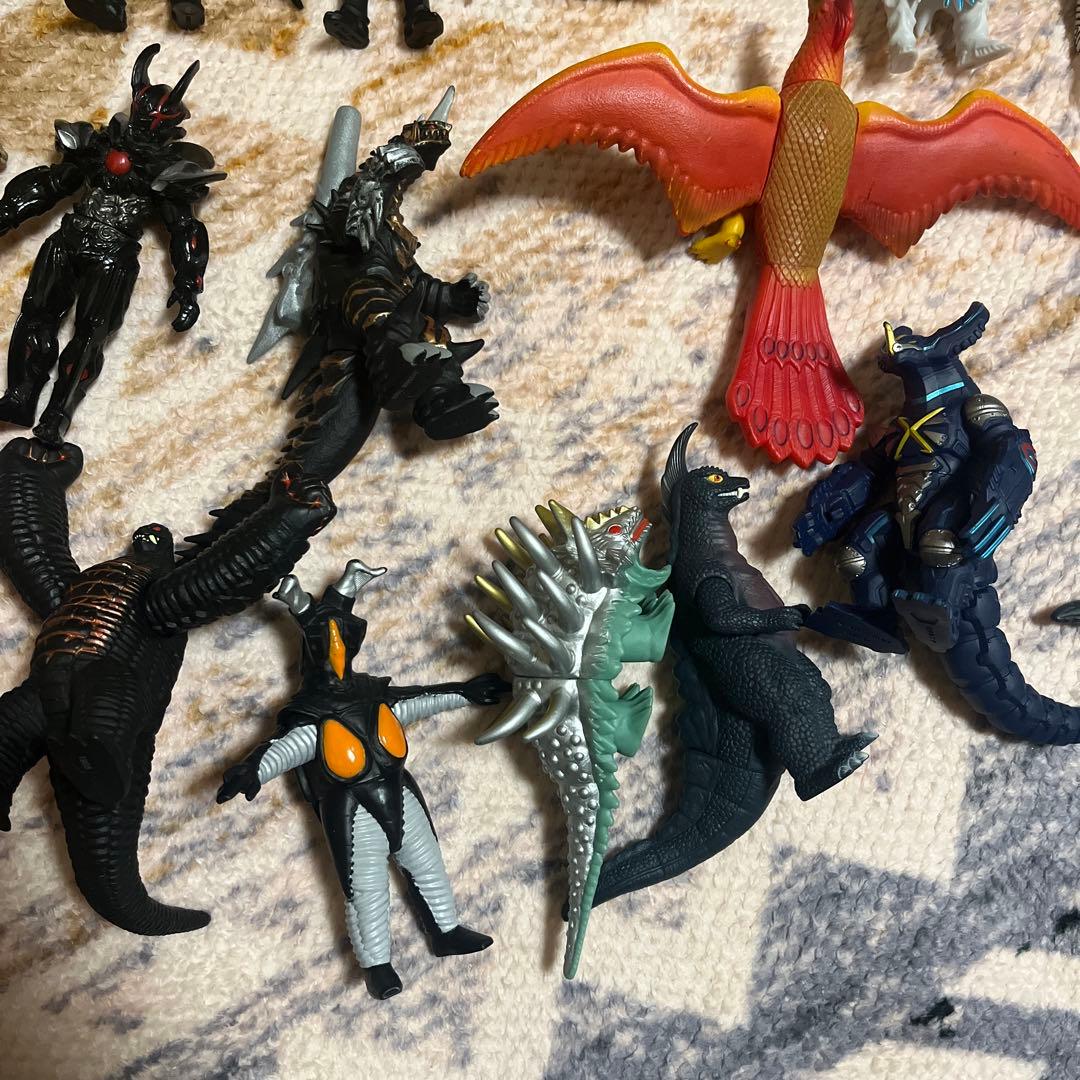 ウルトラマン 怪獣シリーズ ソフビ 18体 まとめ売り ウルトラ大怪獣