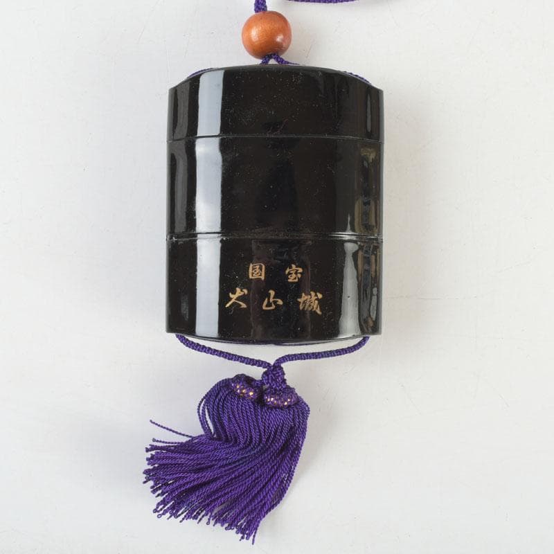 時代提げ物 黒漆 三つ葉葵蒔絵 印籠 薬入 根付 緒締め玉 C 9455 - メルカリ