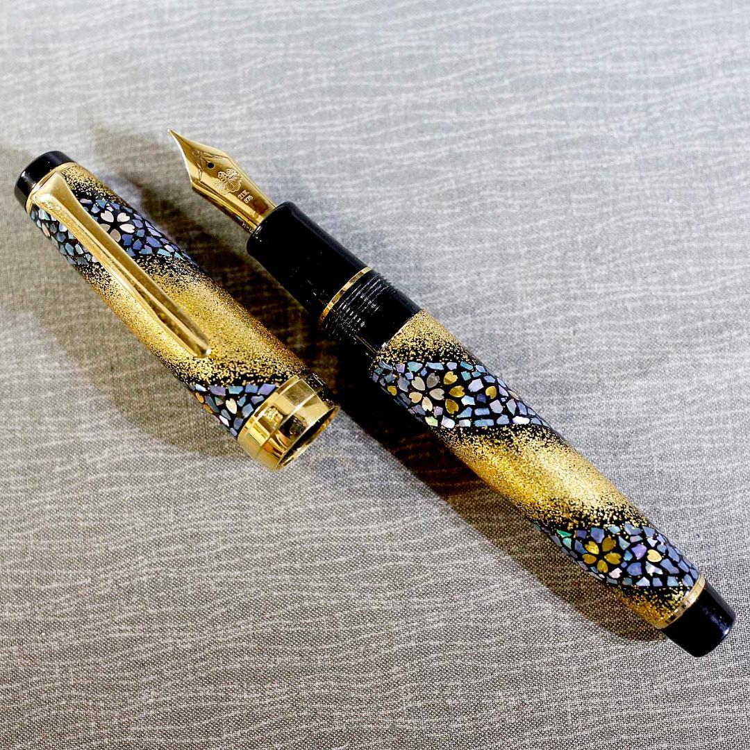 美品】セーラー 万年筆 内閣総理大臣 特別慰労品 桜流れ 螺鈿蒔絵