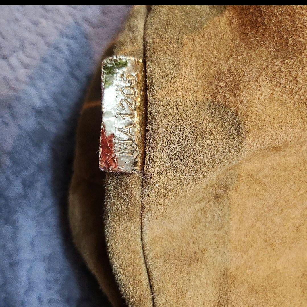 GIVENCHY　ジバンシー　プルート　ゴールドバック　キラキラ　金