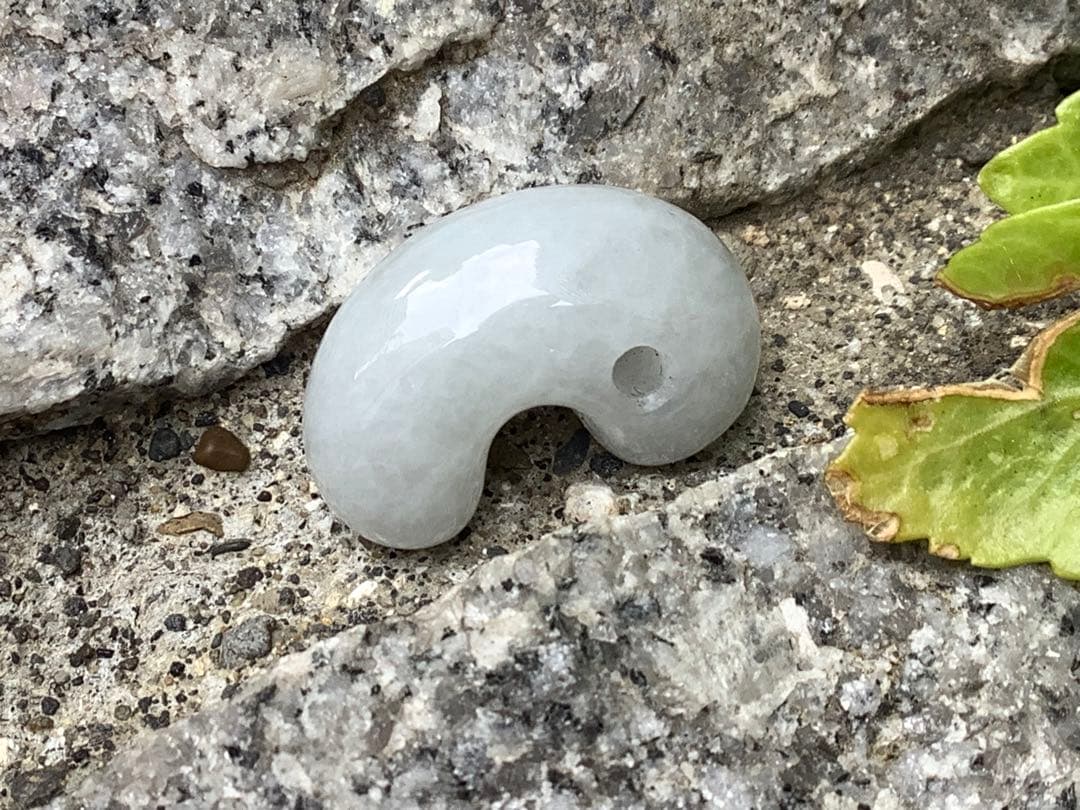 ✳極上‼️ お守りに 糸魚川翡翠勾玉アイスジェイド高額材料使用 鑑別書