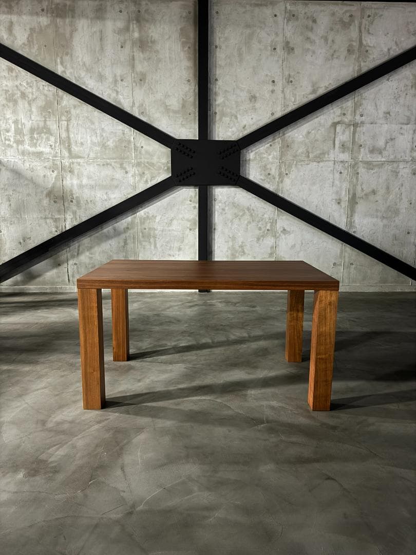 ダイニングテーブル Bo Concept Occa