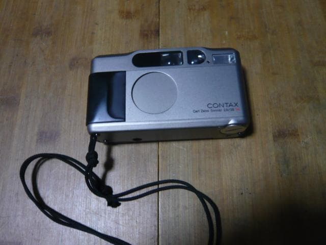 CONTAX T2　チタンクローム　動作品　並上 CONTAX T2 チタンクローム 動作品 並上 おすすめフィルムカメラ