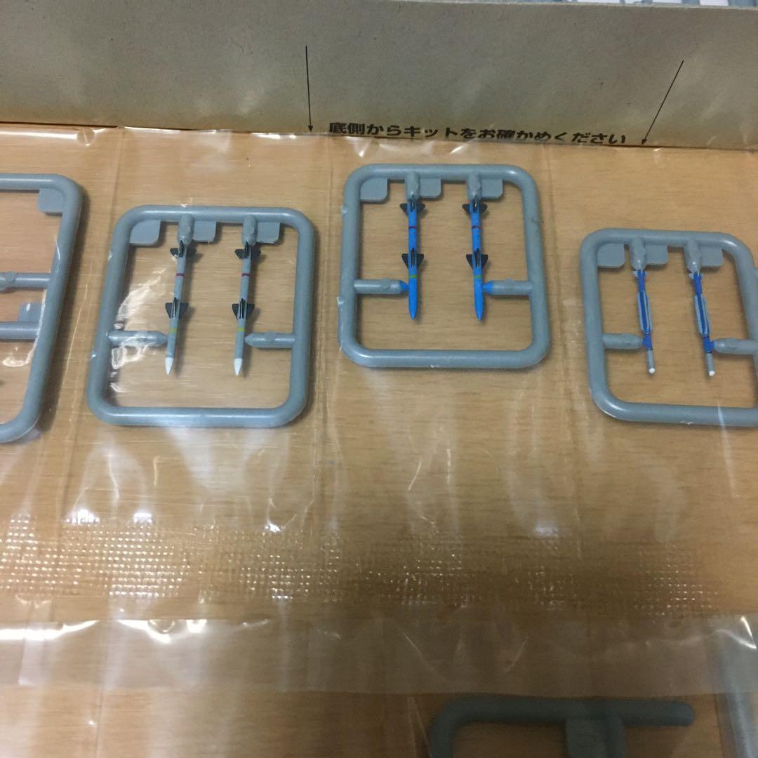 トミーテック　技Mix Fー15ウェポンセット　1箱