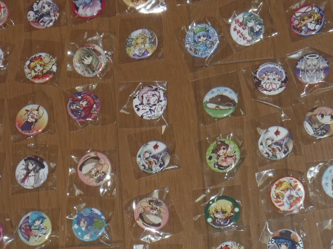 東方絢爛徽章　東方Project 缶バッジ　３２２個セット　未開封