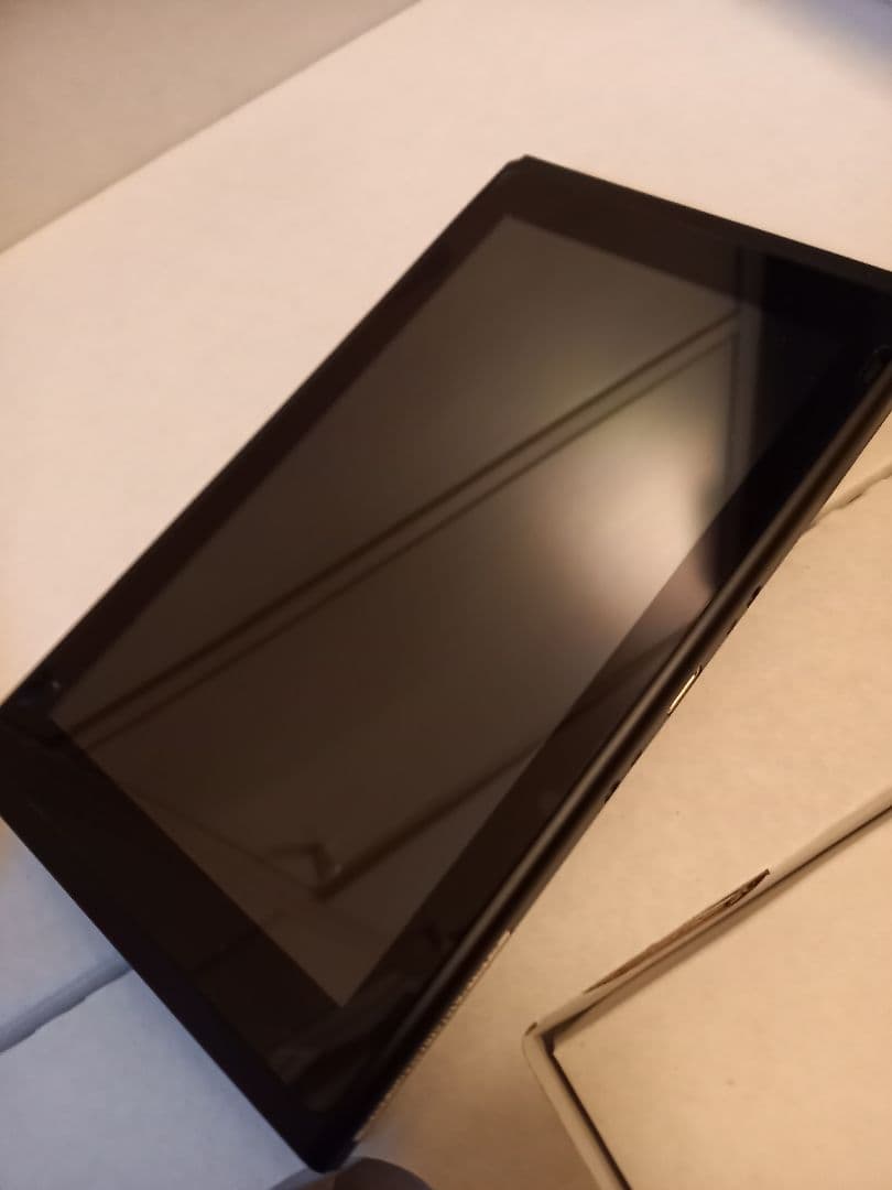 ニンテンドースイッチ 本体 グレー 　一部破損あり