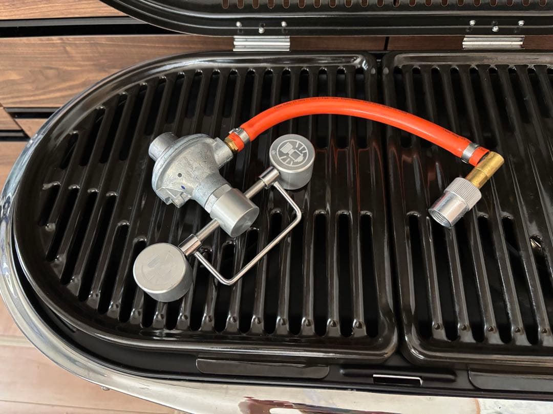 コールマン　BBQ バーベキュー グリル コンロ　ロードトリップグリル　送料込み