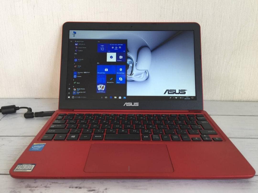 ASUS X205TA-B 11.6型TFT 軽量・コンパクト ノートパソコン ASUS、3色