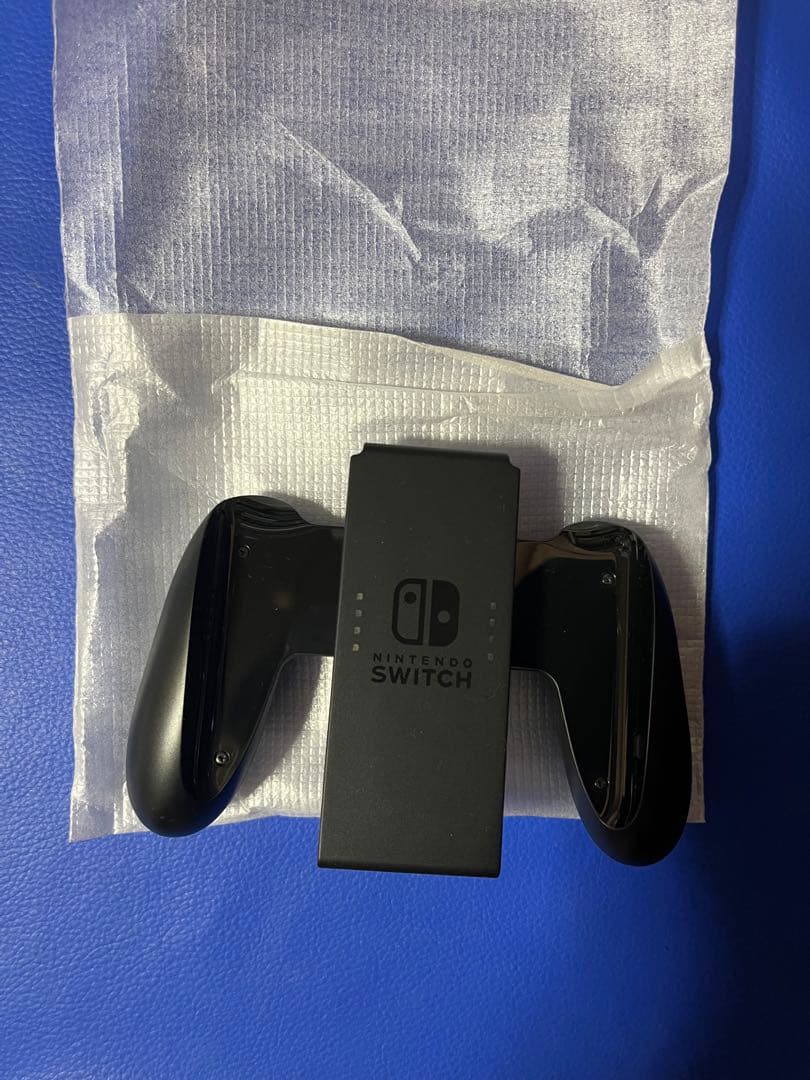 【ほぼ未使用/美品】Nintendo Switch 本体 付属品完備 ネオン