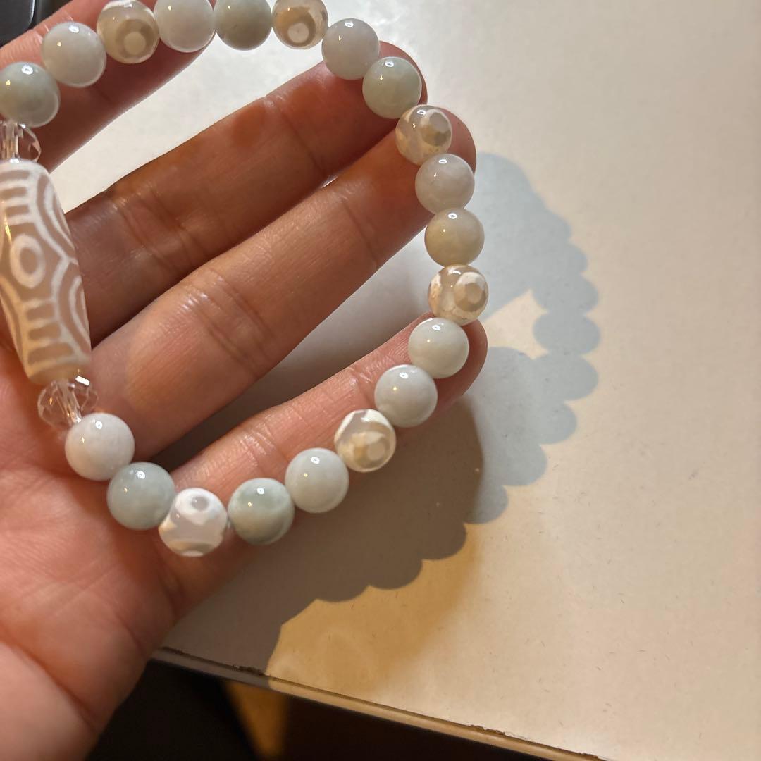 これは！すっごい綺麗！老玉髄白龍眼天珠と三眼天珠と翡翠！すっごいパワー！