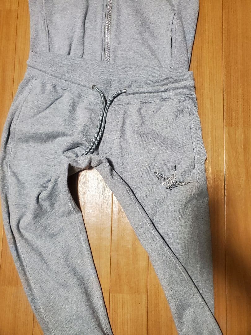 1PIU1UGUALE3 RELAX XLサイズ グレー セットアップ