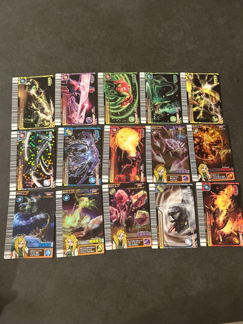 恐竜キングカード　まとめ売り　引退品　バラ売り可能！