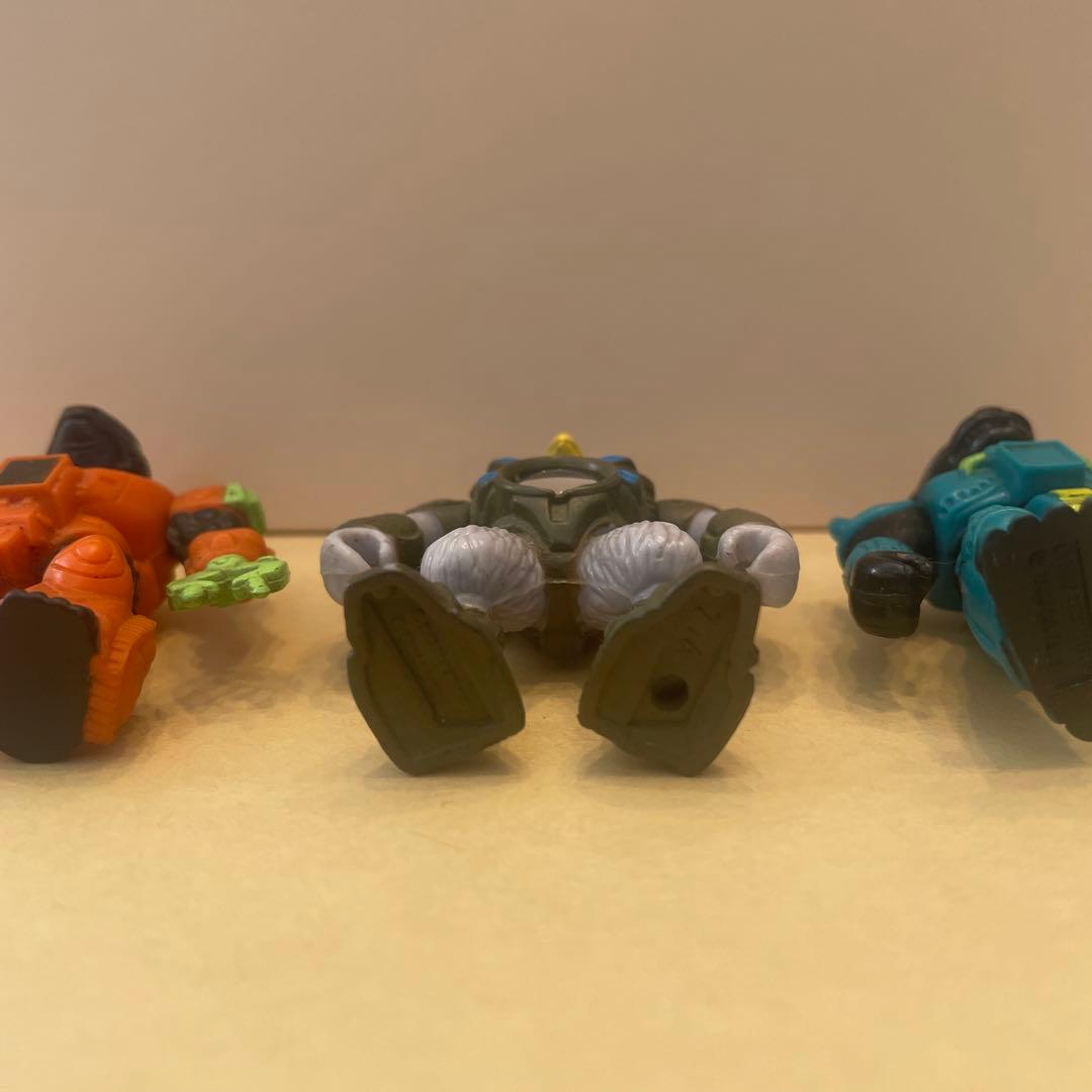 ビーストフォーマー　レーザー　ブラックタートル　ブルーイーグル　ブラックジャガー