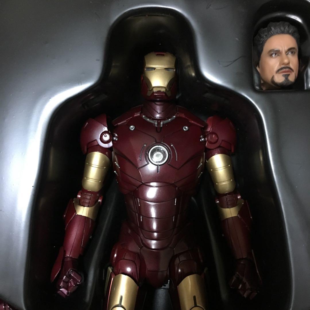 ホットトイズ アイアンマン/マーク3 バトルダメージ版 - 1/6