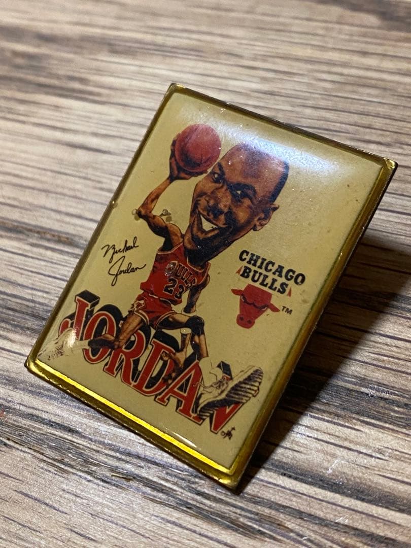 マイケル・ジョーダン シカゴ・ブルズ ピンバッジ アンティーク
