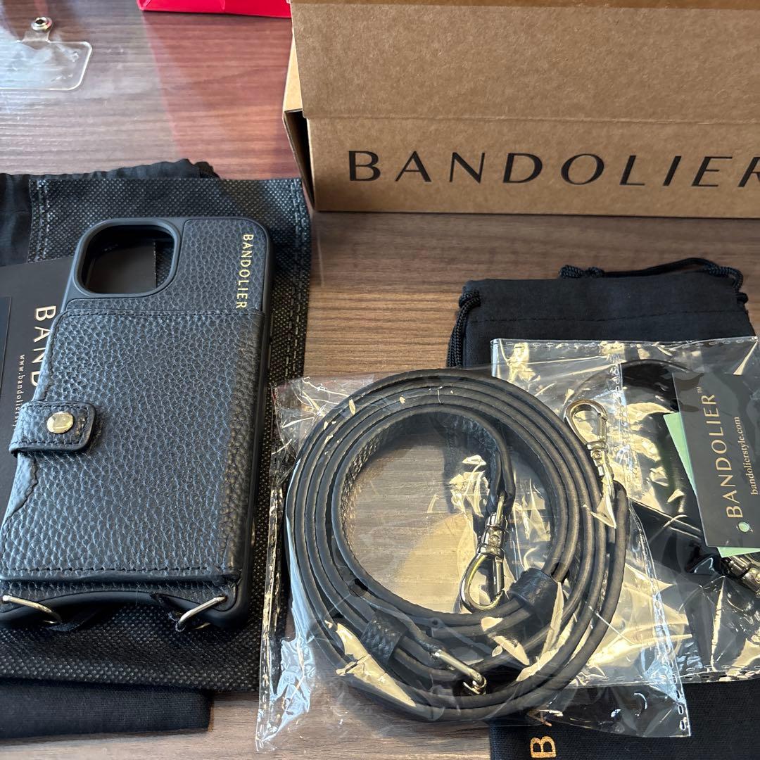 BANDOLIER ブラック iPhone15ケース
