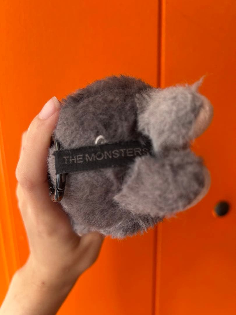 マ*ク様 POP MART ラブブ