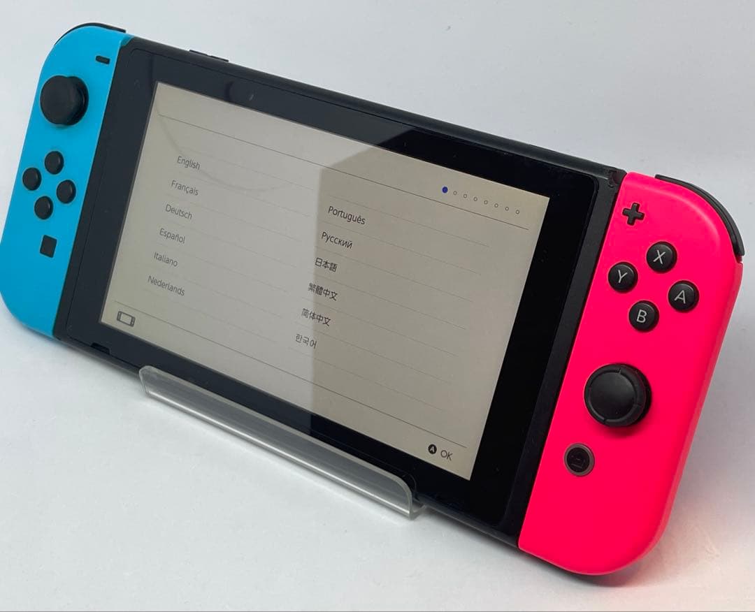 Nintendo Switch 本体　ニンテンドーコントロール付き