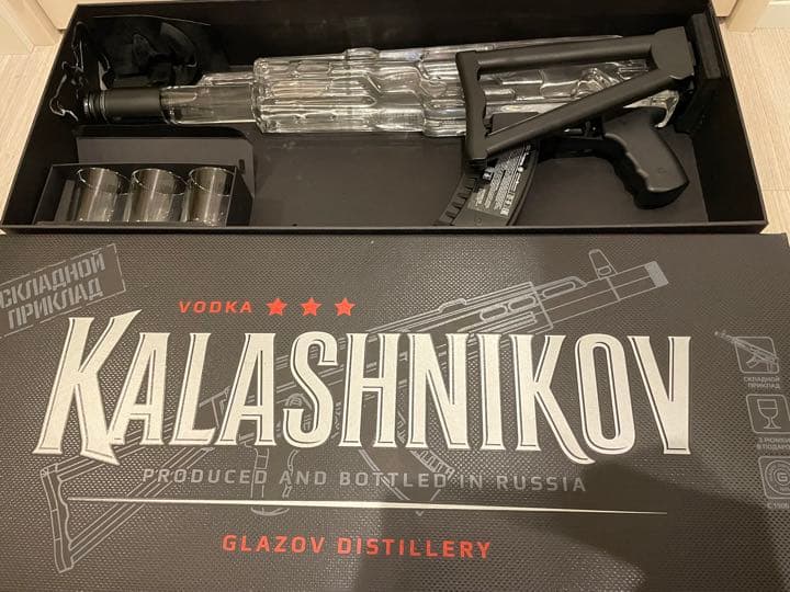 KALASHNIKOV VODKA カラシニコフ ウォッカ