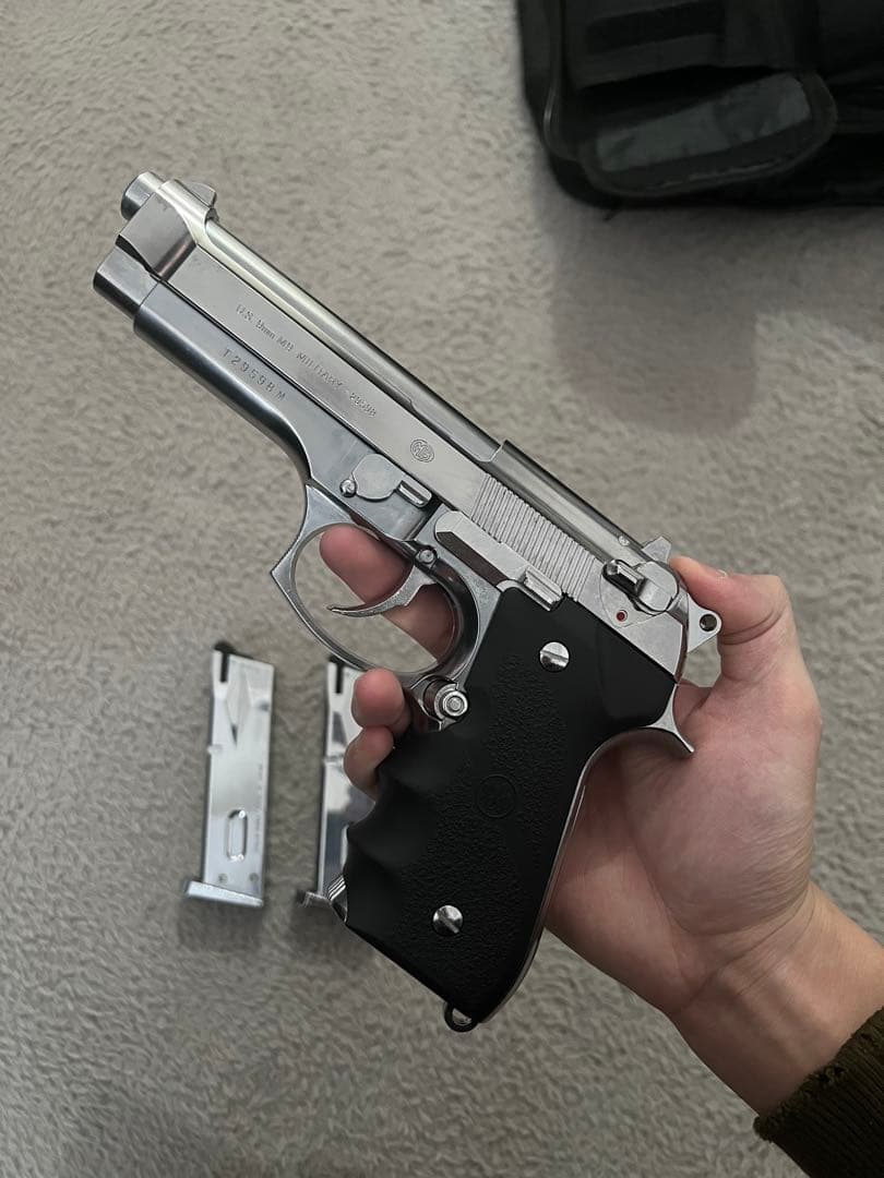 M92F クロームガスガン