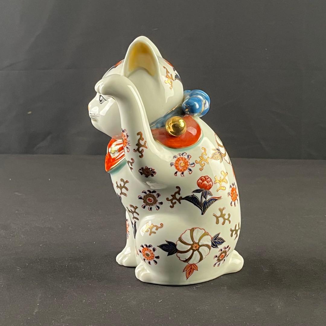 伊万里焼　金彩色絵　猫　陶器　置物　24センチ　招き猫　縁起物