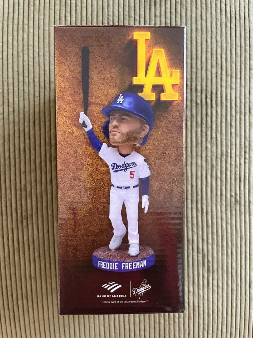 フレディ•フリーマンボブルヘッド フィギュア