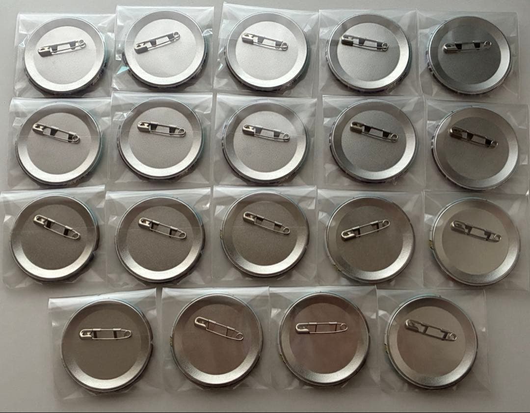 あんスタ　逆先夏目　クルーズ　イベコレ　缶バッジ　開花前後19点