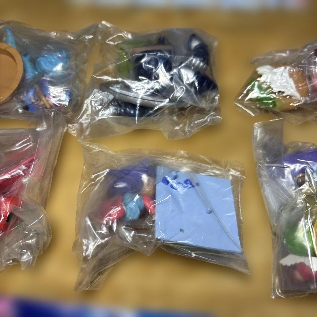 Dr.スランプ　アラレちゃんHGシリーズ　全6種セット　ブック6枚付き