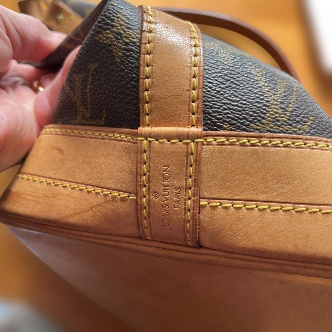 Louis Vuitton モノグラム ショルダーバッグ ノエ M42224