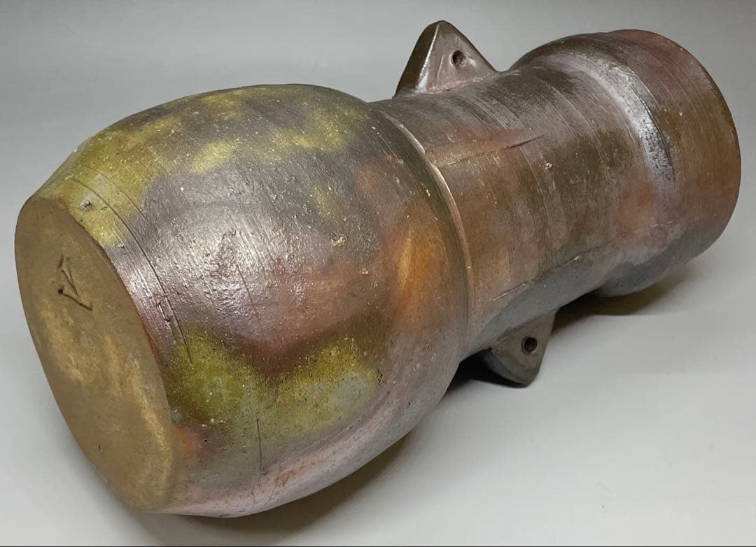 neko008　山本雄一　備前花入　共箱(四方桟盛蓋) 共布　yy49