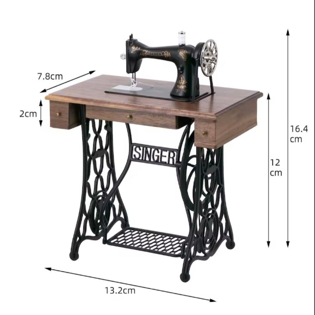 ミニチュア　ドール家具　ミシン　ドールハウス　1/6サイズ　ブライス