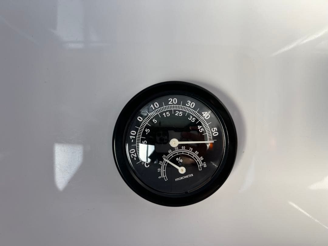 Makita マキタ　充電式保冷温庫　CW180DZ