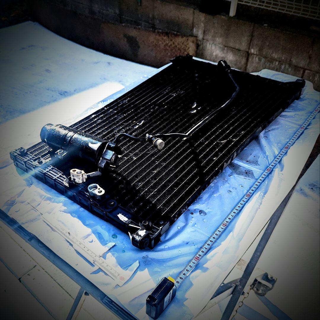 マ*ル様 jzx90 エアコン コンデンサー 配管付き