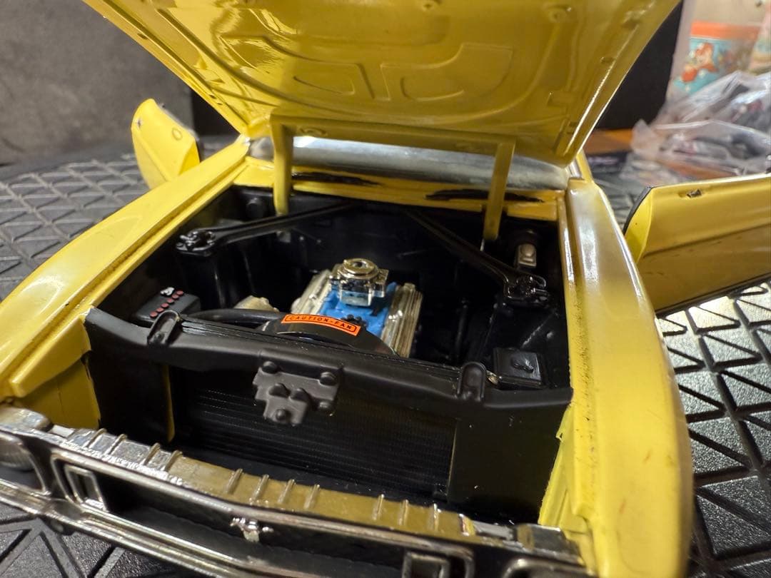 ジャンク 1/18フォードムスタング