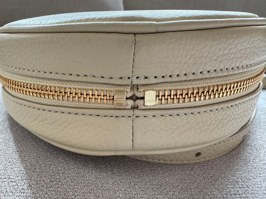 ch!iiibag レザーハートショルダー オフホワイト　チーバッグ