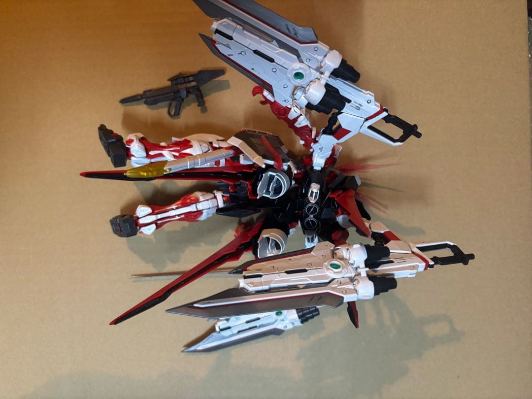 ジャンク　ガンプラ　完成品