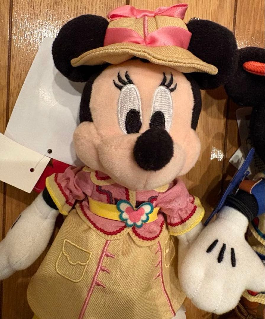 ディズニーシー　ミッキーぬいぐるみバッジ